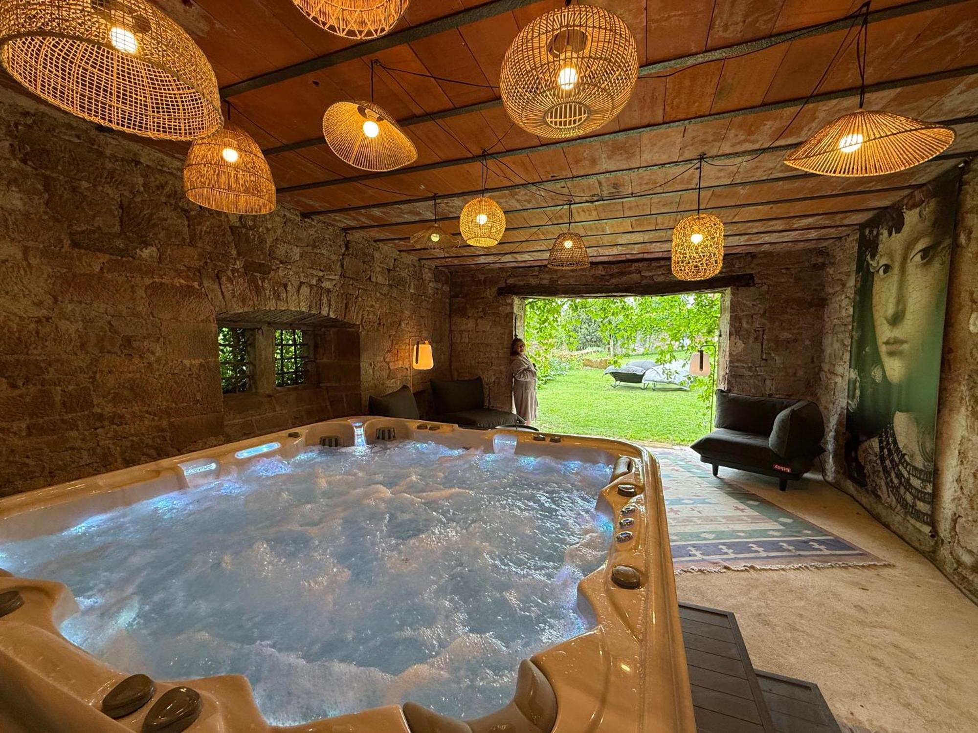 Maison Dada Et Spa Meyssac Ngoại thất bức ảnh
